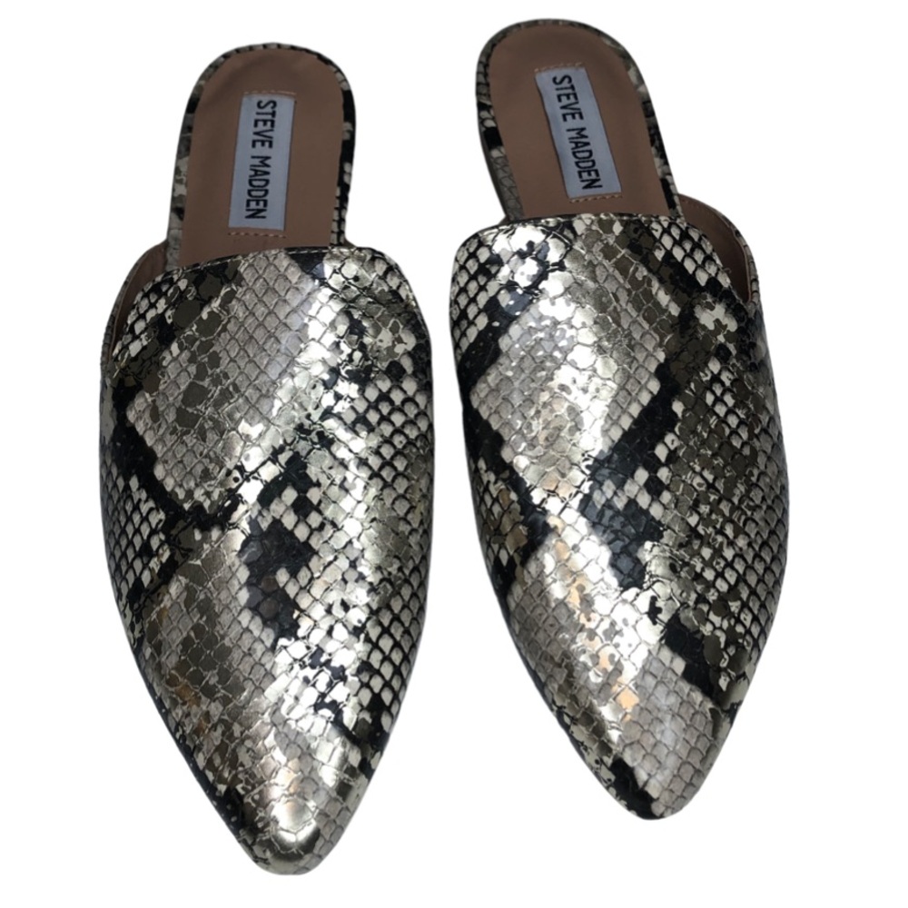 Steve Madden Snakeskin Slip On Flats size 8